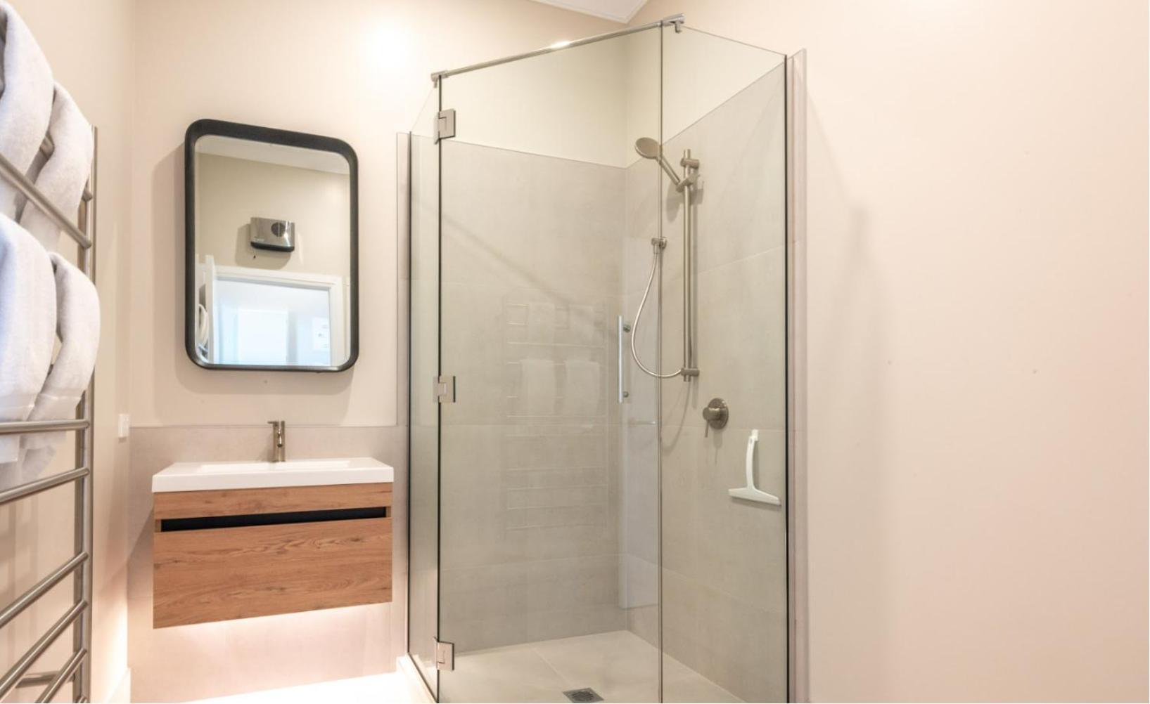 Kaiapoi Luxury Accommodation 2 - Bookahome מראה חיצוני תמונה